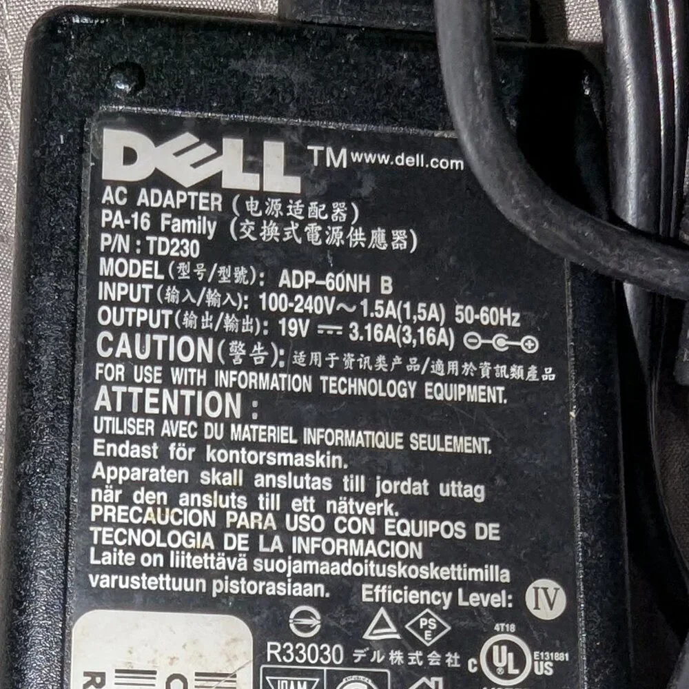 Genuine Dell Laptop AC Adapter ADP-60NH B 60W 19V 3.16A PA-16 TD230/TD23 (4374)